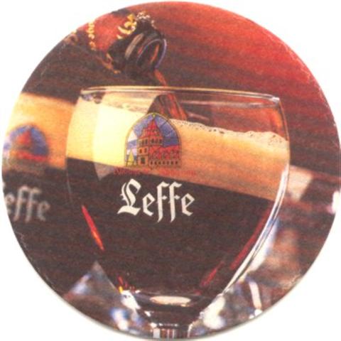 mont wb-b leffe leffe rund 6a (200-glas wird eingeschenkt)